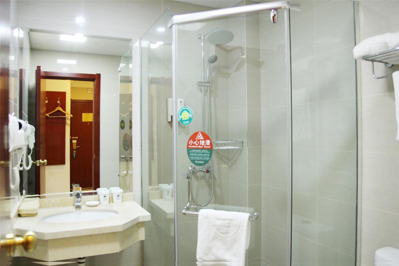 Greentree Inn Huai'An Bus Station Golden Eagle Xinya Huaihai Road Business Hotel Екстериор снимка
