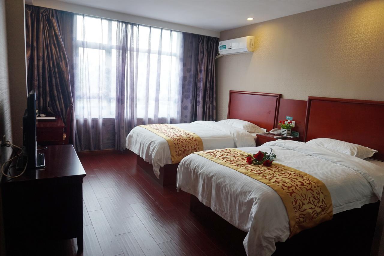 Greentree Inn Huai'An Bus Station Golden Eagle Xinya Huaihai Road Business Hotel Екстериор снимка